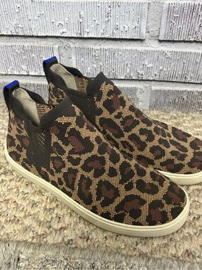 Rothy’s Slip-On Sneakers in Leopard Print - Brown/Tan Sz 10